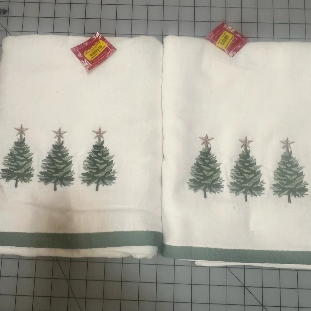 Festive Holiday Bath Towel Christmas towels embroidered New christmas tree
